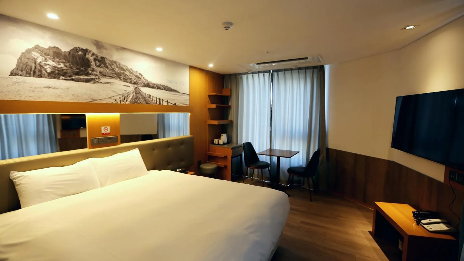 Asia Hotel Jeju 4*,